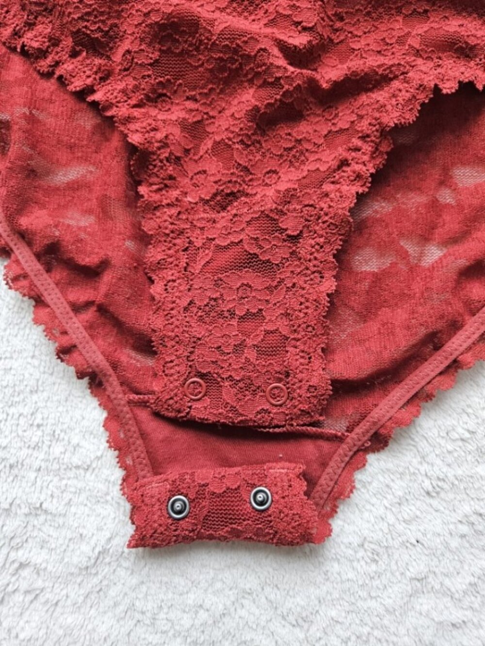 Aerie Show Off Vintage Lace Cut Out Bodysuit NWT Red Large Romantic Lingerie - Picture 9 of 11